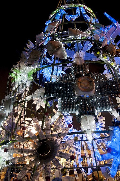 Der Enviroserv Christmas Tree, Cresta Shopping Centre, 2009.